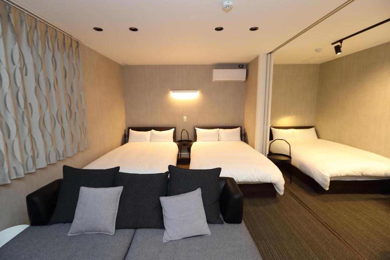 White Crystal Roomb Фукуока Экстерьер фото