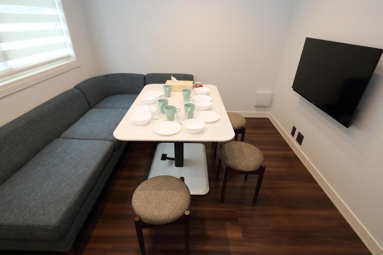 White Crystal Roomb Фукуока Экстерьер фото